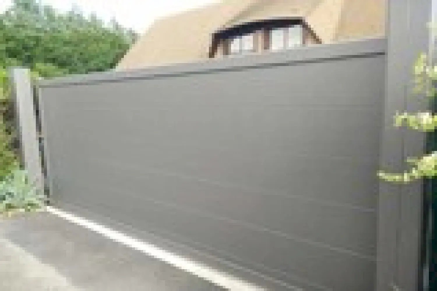 Portail coulissant karantan a2p tuquet gisors resultat
